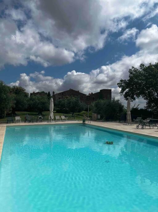 Medieval Tower In Umbria With Swimming Pool Montelagello Kültér fotó